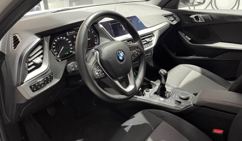 BMW Serie 1 118i (F40) 5 puertas lleno